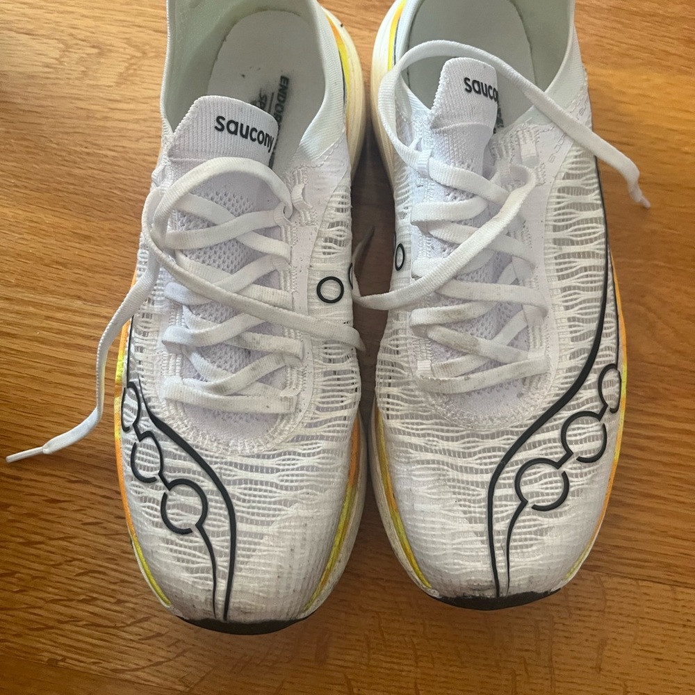 Saucony Endorphin Elite v2